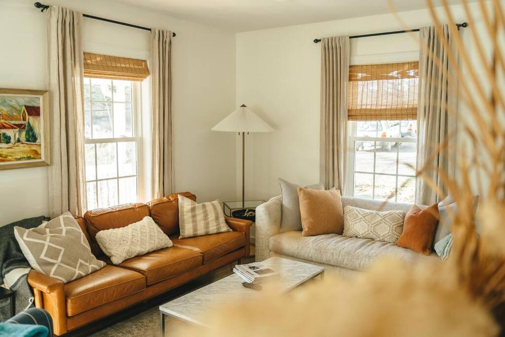 קטסקיל Cozy Cottage, Hot Tub, Fire Pit, 15Min To Hudson And Hiking מראה חיצוני תמונה