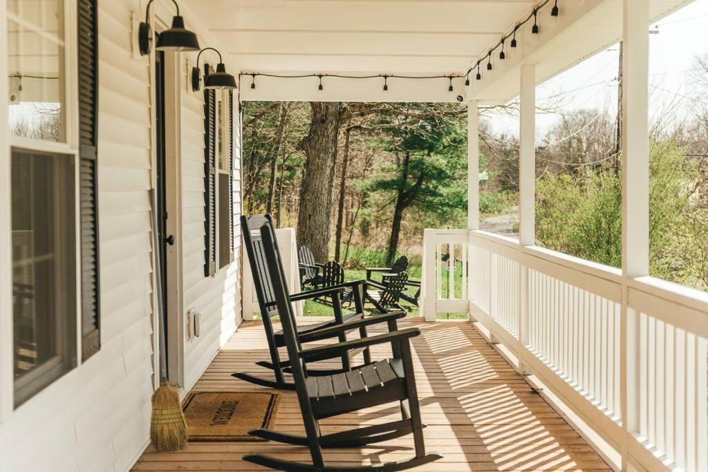 קטסקיל Cozy Cottage, Hot Tub, Fire Pit, 15Min To Hudson And Hiking מראה חיצוני תמונה